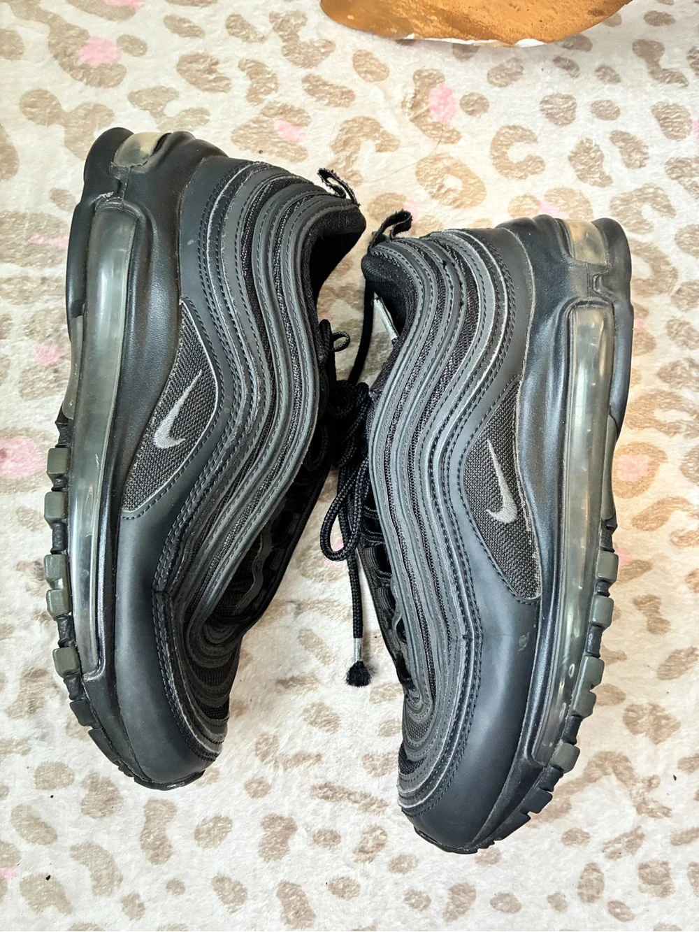 Nike Black/Gray Men's Retro-Style Sneakers